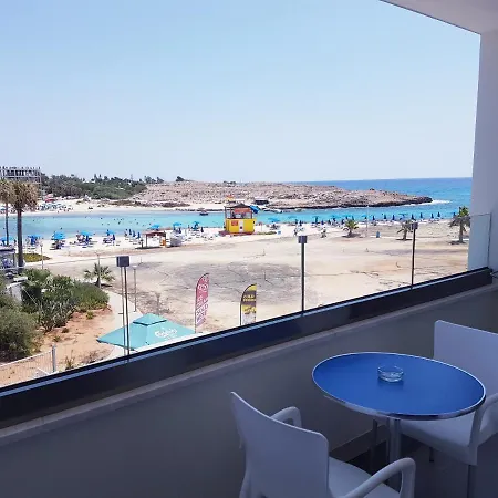 Aparthotel Christopher's Sandy *