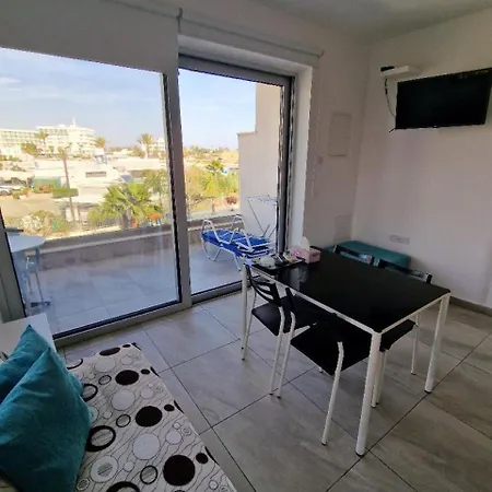Apartmanhotel Christopher's Sandy *